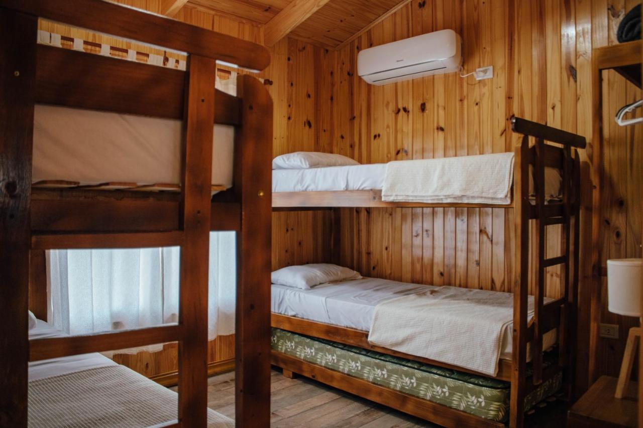 Cabanas La Amistad ปูแอร์โตอีกวาซู ภายนอก รูปภาพ
